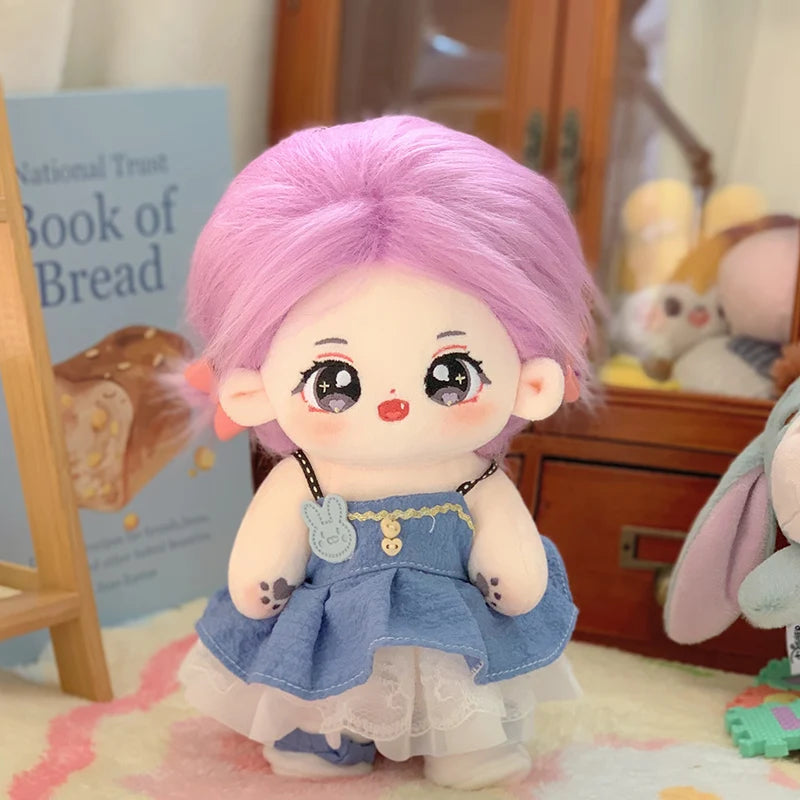 ぬいぐるみ ピンク髪のキラキラ瞳 イチゴ柄ワンピースと帽子 - 画像 (15)