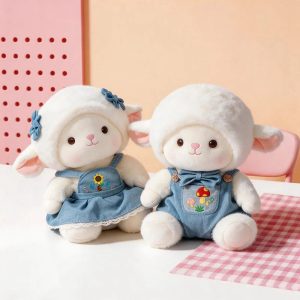 フワフワ ひつじの デニム 衣装 刺繍入り ぬいぐるみ