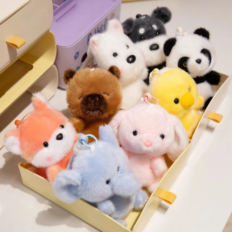 ふわふわの白い子犬ぬいぐるみキーホルダー - 画像 (5)