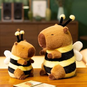 ふわふわ眠り目ミツバチカピバラぬいぐるみ