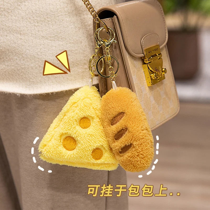 フードモチーフ 黄色いチーズとバゲット ぬいぐるみキーホルダー - 画像 (2)